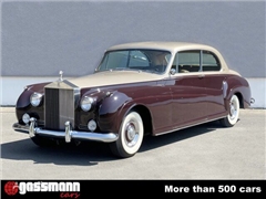 Coupé Rolls-Royce Phantom V Saloon Coupe, by James