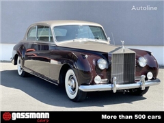 Coupé Rolls-Royce Phantom V Saloon Coupe, by James