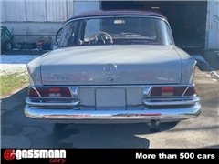 Sedan Mercedes-Benz 220 SEB Heckflosse W111/3