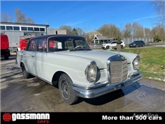 Sedan Mercedes-Benz 220 SEB Heckflosse W111/3