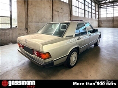 Sedan Mercedes-Benz 190 E Limousine W201