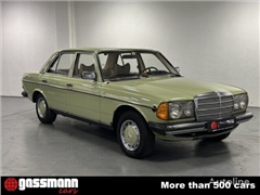 Sedan Mercedes-Benz 200 D Limousine, W123