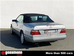 Kabriolet Mercedes-Benz E 200 Cabrio A124