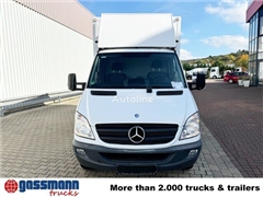 Samochod operacyjny Mercedes-Benz Sprinter 516