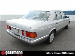 Sedan Mercedes-Benz 560 SEL Limousine W126, mehrfa