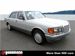 Sedan Mercedes-Benz 560 SEL Limousine W126, mehrfa