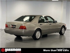 Sedan Mercedes-Benz S 320 / 300 SE 3.2 Limousine W