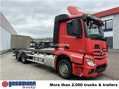 Mercedes Actros Ciężarówka do przewozu kontenerów Mercedes-Benz Actros 2645 6x2, Retarder, Liftachse, AWL, Hiab