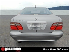 Coupé Mercedes-Benz CLK 320 Avantgarde Coupe C208