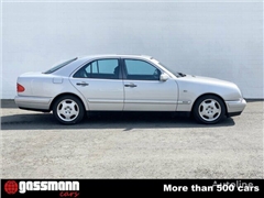 Sedan Mercedes-Benz E 320 Avantgarde W210