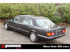 Sedan Mercedes-Benz 560 SEL Trasco Park Lane Stret