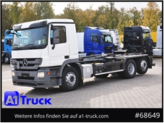 Mercedes Actros Ciężarówka hakowiec Mercedes-Benz Actros 2641