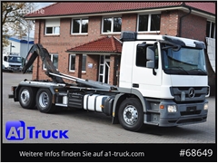 Mercedes Actros Ciężarówka hakowiec Mercedes-Benz Actros 2641