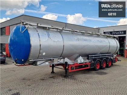 Autocysterna naczepa Feldbinder KSA 64.3-3/3 LL GV