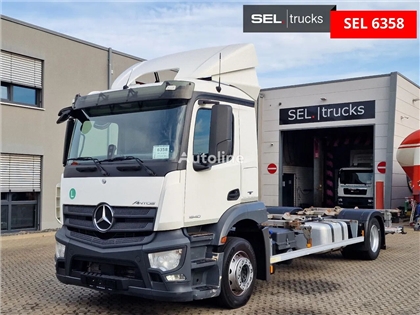 Mercedes Antos 1840 Ladebordwand / Retarder