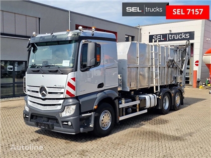 Mercedes Actros Wywrotka Mercedes-Benz Actros 2545 Tierkadaver / Lenkachse / Liftachse