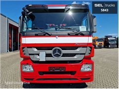 Żuraw samojezdny Mercedes-Benz Actros 2546 HIAB 16