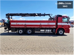 Żuraw samojezdny Mercedes-Benz Actros 2546 HIAB 16