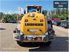 Ładowarka kołowa Liebherr L 550 2014 / 9.783 h