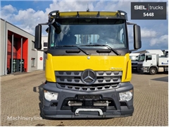 Żuraw samojezdny Mercedes-Benz Arocs 1830 LKW Atla