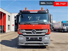 Żuraw samojezdny Mercedes-Benz Actros 2544 Atlas 1