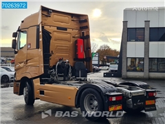 Renault T 440 4X2 HighSleeperCab ACC Xenon