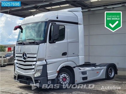 Mercedes Actros Ciągnik siodłowy Mercedes-Benz Actros 1842 4X2 Retarder ACC Mega Standklima 2x Tanks