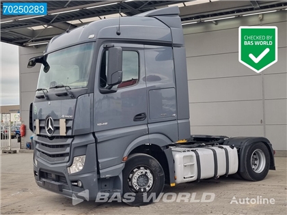 Mercedes Actros Ciągnik siodłowy Mercedes-Benz Actros 1845 4X2 StreamSpace 2x Tanks