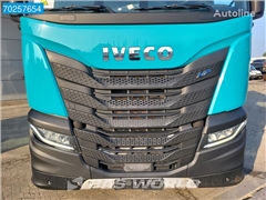 Iveco S-Way 460 4X2 LNG 2xTanks Retarder ACC Standklima