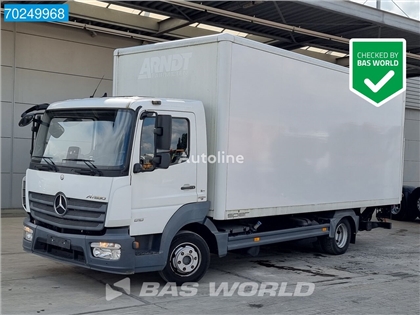 Mercedes Atego Ciężarówka furgon Mercedes-Benz Atego 818 4X2 8tonner Automatic Ladebordwand Euro 6