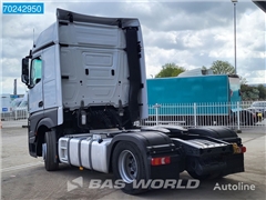 Mercedes Actros Ciągnik siodłowy Mercedes-Benz Actros 1851 4X2 BigSpace 2x Tanks Euro 6