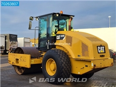 Walec drogowy Caterpillar CS64 B