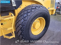 Walec drogowy Caterpillar CS64 B