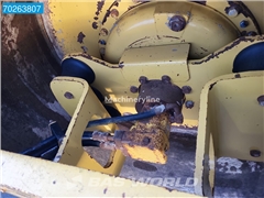 Walec drogowy Caterpillar CS64 B