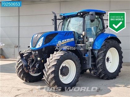 Ciągnik kołowy New Holland T7.225 AC 4X4 Front PTO