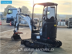 Minikoparka Bobcat E20 6x BUCKETS