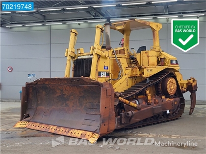 Nowy spychacz Caterpillar D8 L