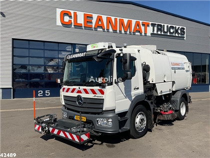 Zamiatarka Mercedes-Benz Atego 1524 LKO Bucher Cit