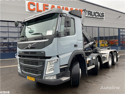 Volvo FM 370 8x4 Euro 6 Multilift 26 Ton haakarmsysteem