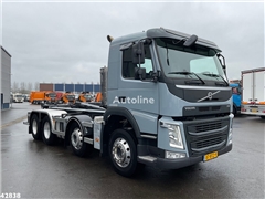 Volvo FM 370 8x4 Euro 6 Multilift 26 Ton haakarmsysteem