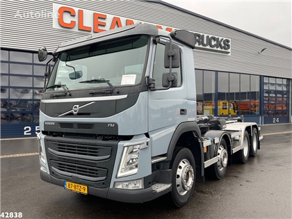 Volvo FM 370 8x4 Euro 6 Multilift 26 Ton haakarmsysteem