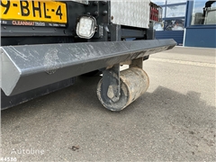 DAF FAN LF 220 Euro 6 Hiab 11 Tonmeter laadkraan Just