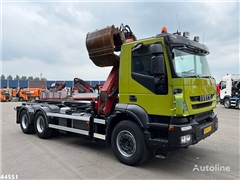 Iveco AD260T41 6x4 HMF 16 Tonmeter Z-kraan