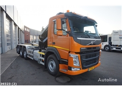 Volvo FM 420 8x2 HMF 26 Tonmeter laadkraan