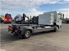 Mercedes Atego Ciężarówka hakowiec Mercedes-Benz Atego 818 Euro 6 10 Ton haakarmsysteem