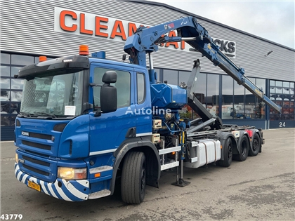 Scania P 360 8x2 Hiab 21 Tonmeter laadkraan