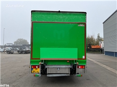 Volvo FL 250 Euro 6 met Dhollandia laadklep