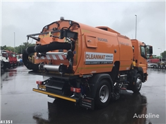 Zamiatarka Mercedes-Benz Atego 1521 Bucher Cityfan