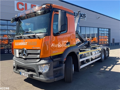 Mercedes Actros Ciężarówka hakowiec Mercedes-Benz Actros 2643 VDL 21 Ton haakarmsysteem