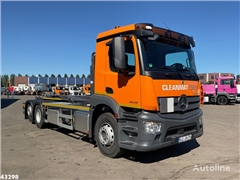 Mercedes Actros Ciężarówka hakowiec Mercedes-Benz Actros 2643 VDL 21 Ton haakarmsysteem